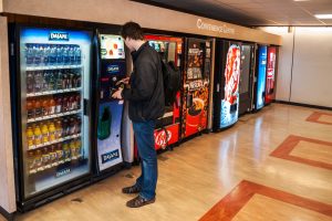 Themerkle_Canada Vending Machines Apple Pay